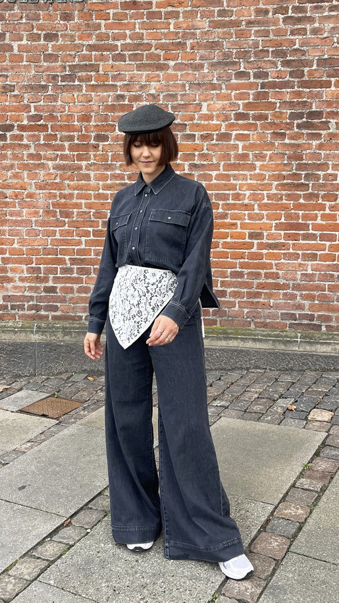 The White Lace Bandana - immagine 2