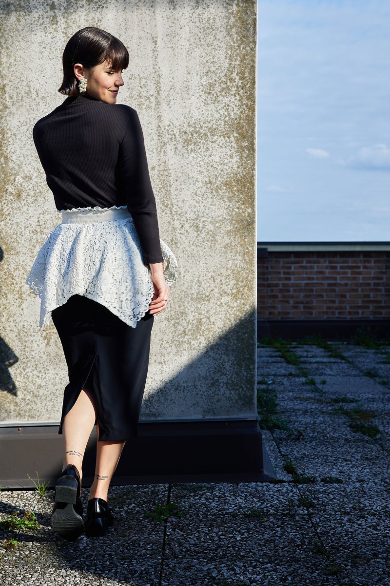 The White Lace Skirt-Belt - immagine 4