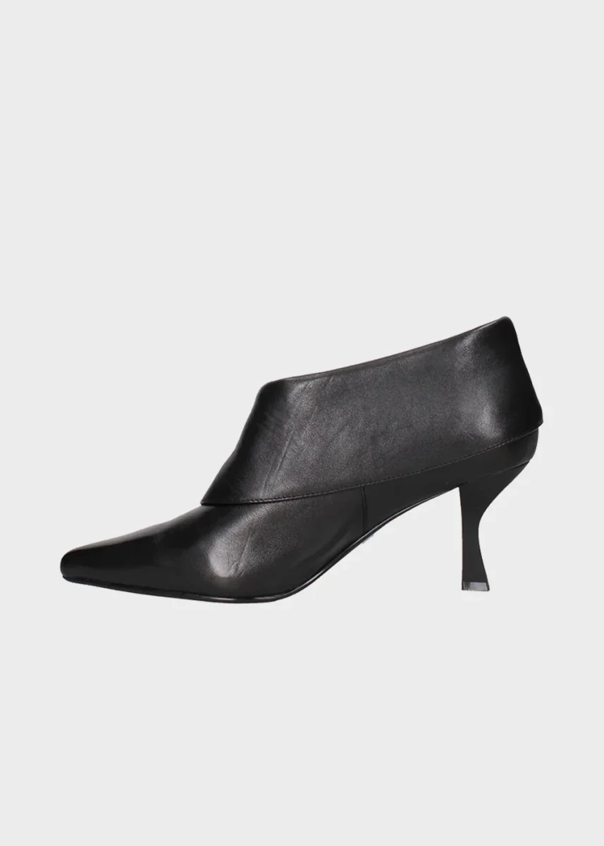 Stivaletti in pelle con tacco 7 cm - immagine 4