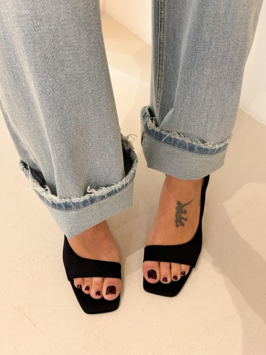 Sandalo Black Asimmetrico - immagine 2